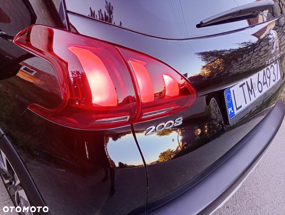 Peugeot 2008 BlueHDi 100 STOP & START Allure - 14