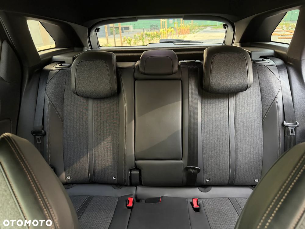 Peugeot 3008 1.6 BlueHDi Allure S&S - 21