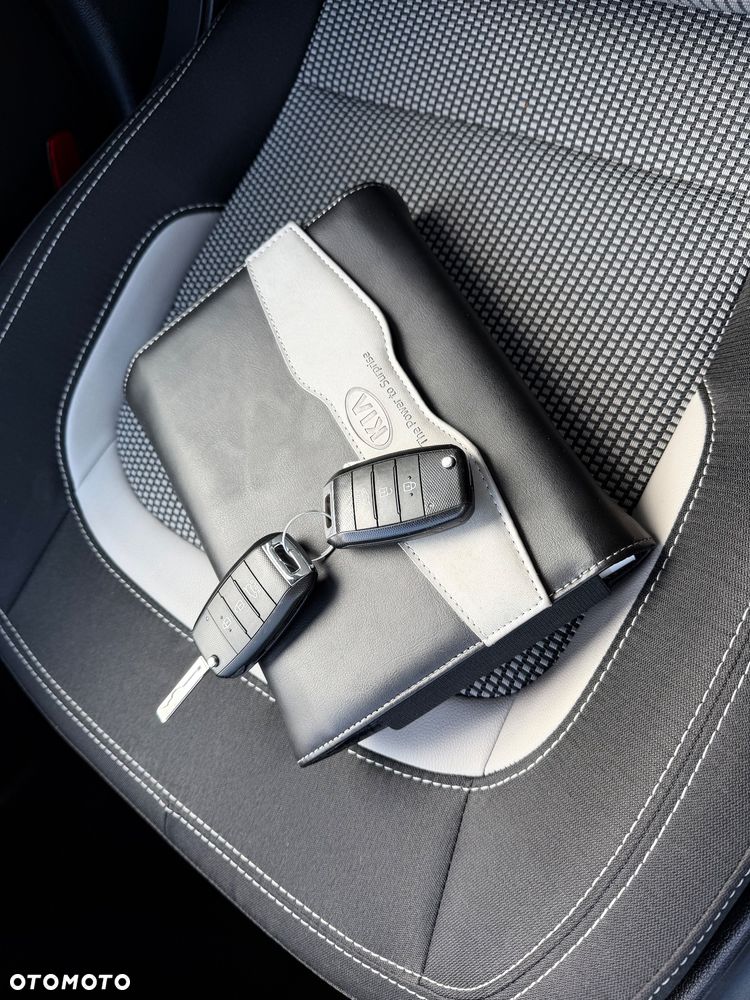 Kia Ceed - 21