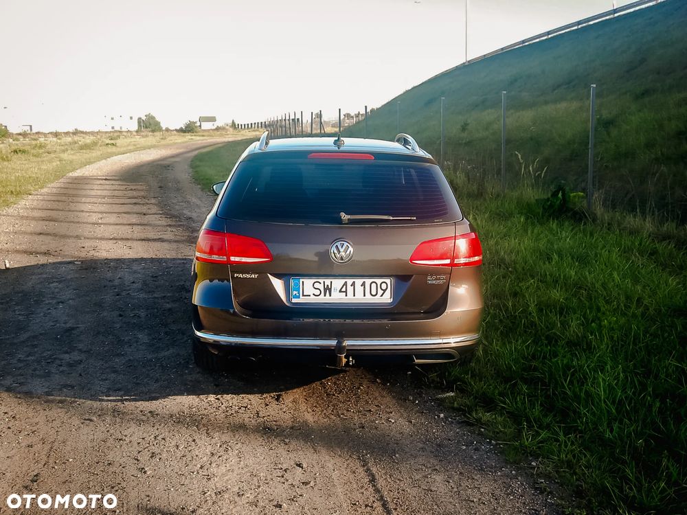 Volkswagen Passat 2.0 TDI DPF Comfortline - 5