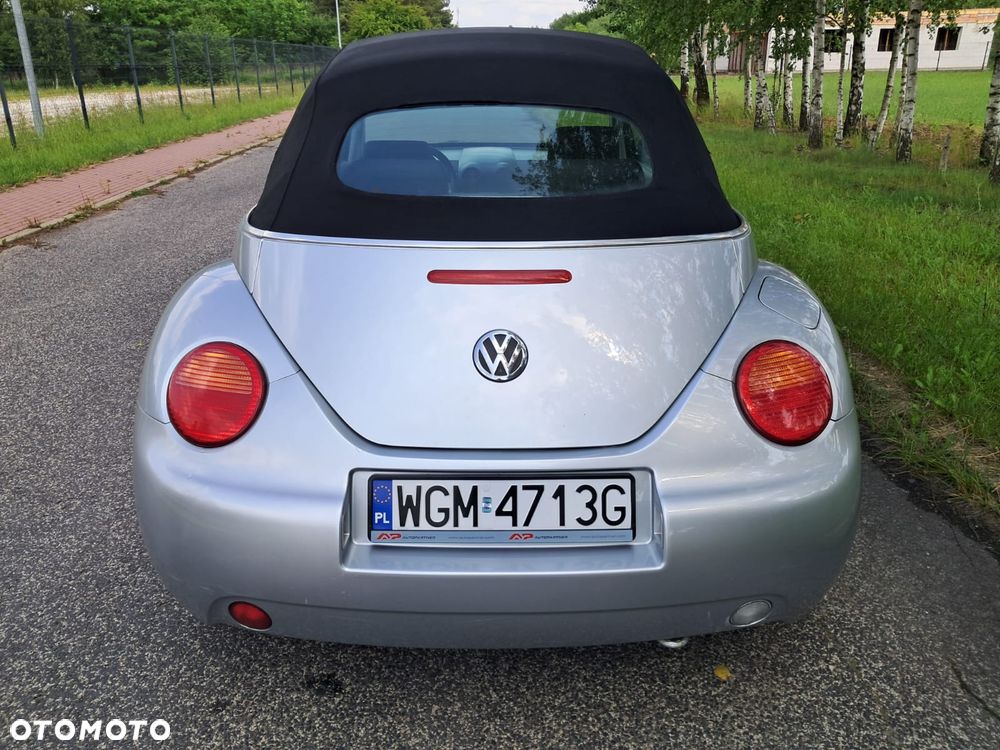 Volkswagen New Beetle - 7