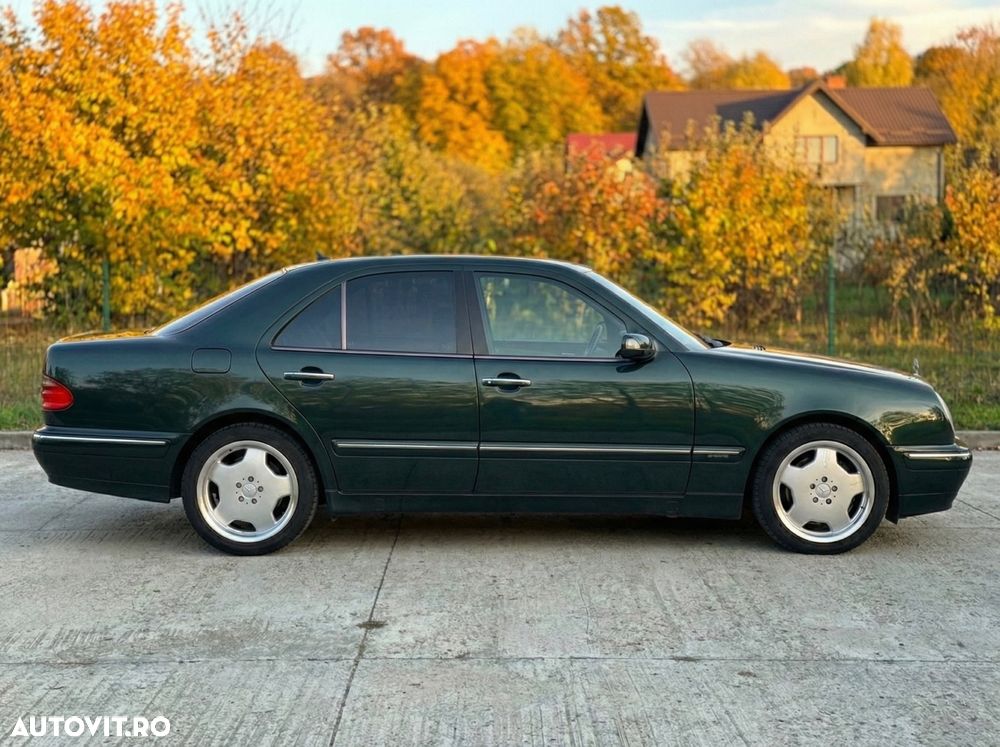 Mercedes-Benz E 200 KOMPRESSOR Automatik Avantgarde Sport Edition - 3