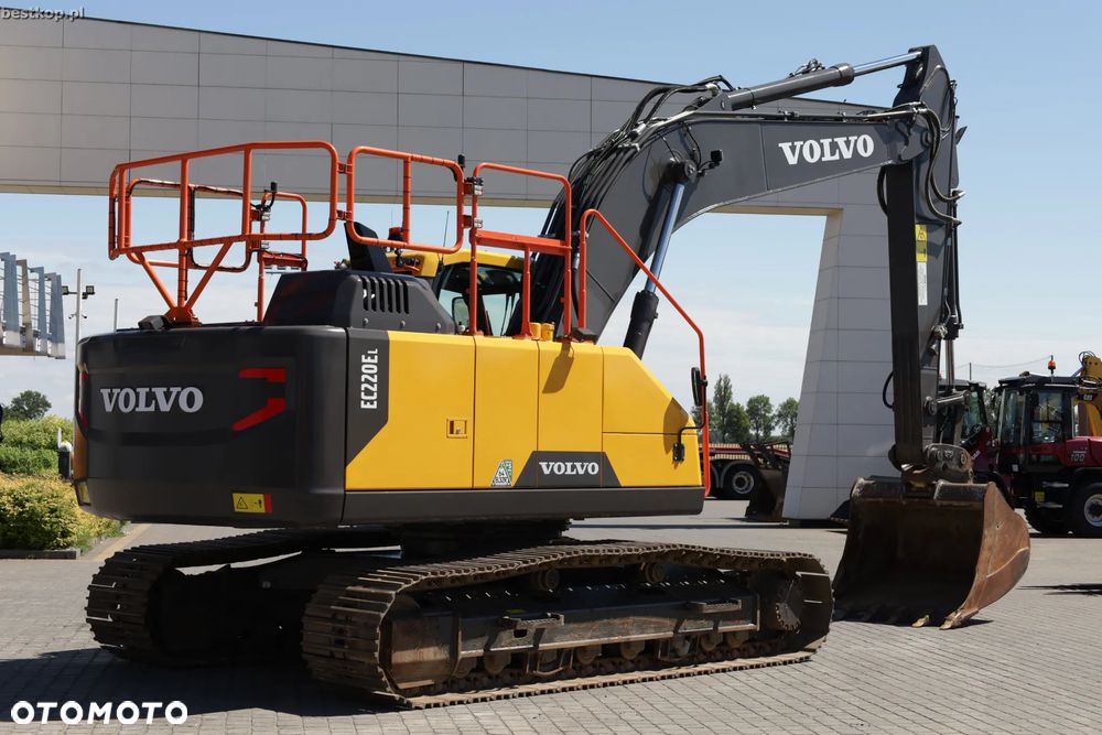 Volvo EC220EL - 9