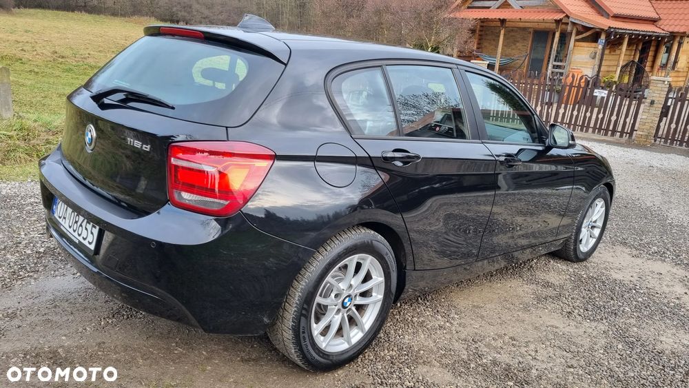 BMW Seria 1 116d - 5
