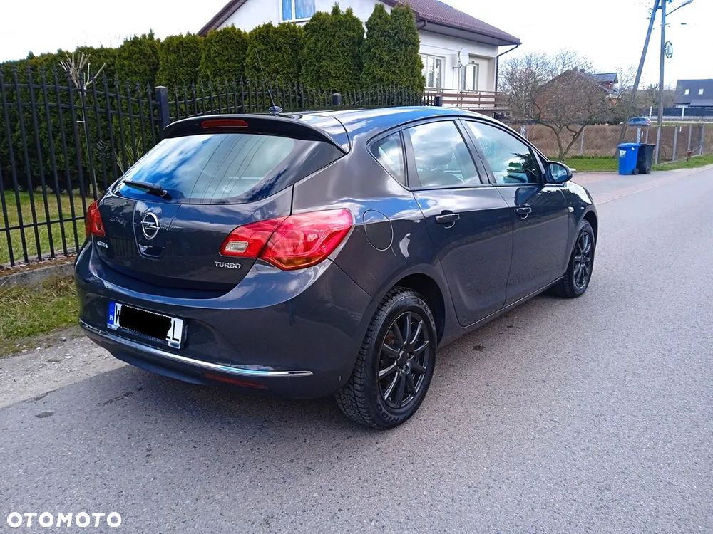 Opel Astra 1.4 T Enjoy - 24