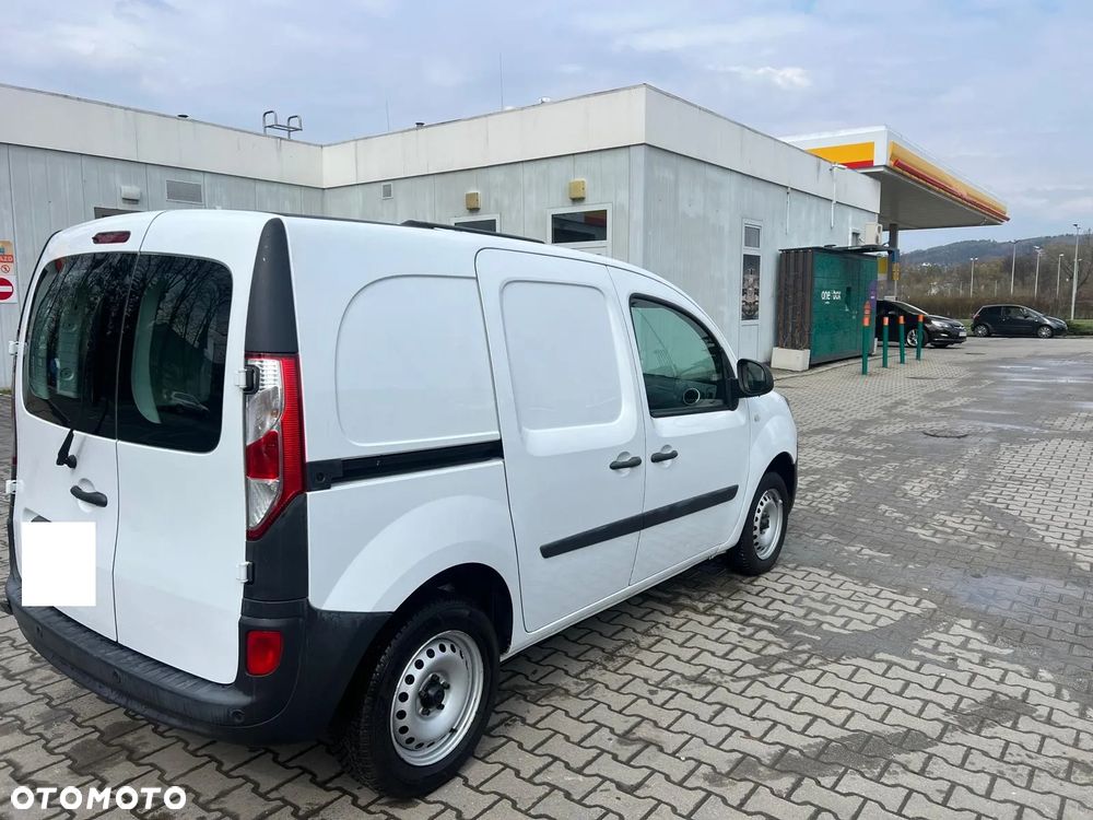 Renault Kangoo Rapid - 8