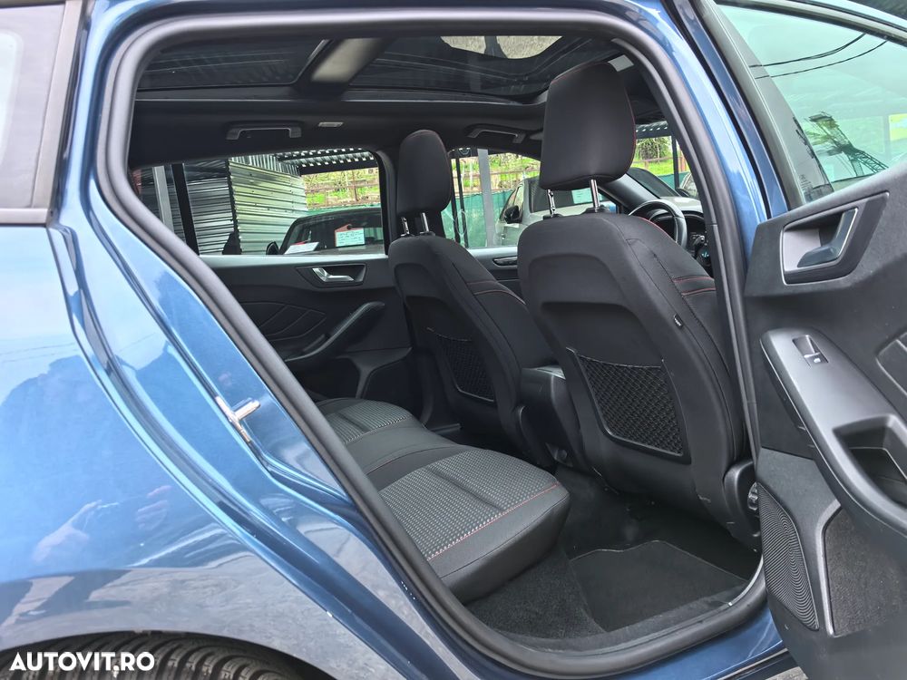 Ford Focus 1.5 EcoBlue Start-Stopp-System Aut. ST-LINE - 12