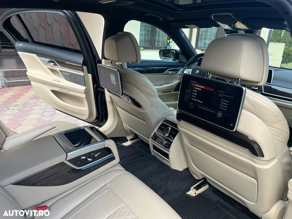 BMW Seria 7 730Ld xDrive - 22