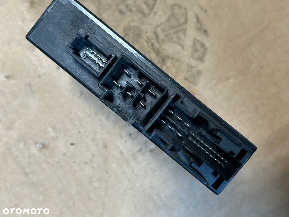 BMW F20 F30 MODUŁ STEROWNIK HAKA HOLOWNICZEGO 6889590 - 3