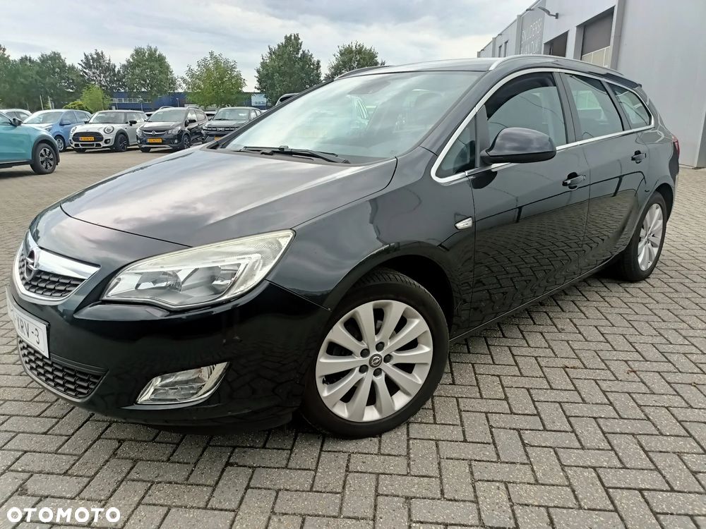 Opel Astra 1.4 T Cosmo - 1