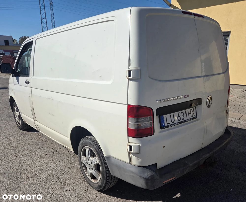 Volkswagen Transporter - 4