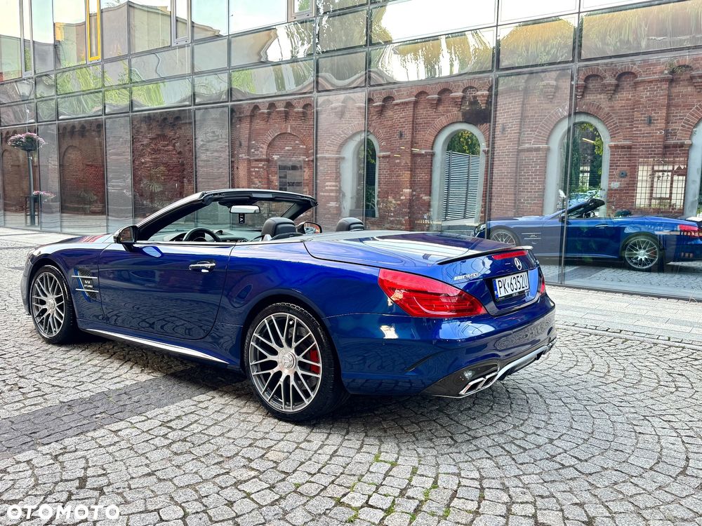 Mercedes-Benz SL 63 AMG - 11