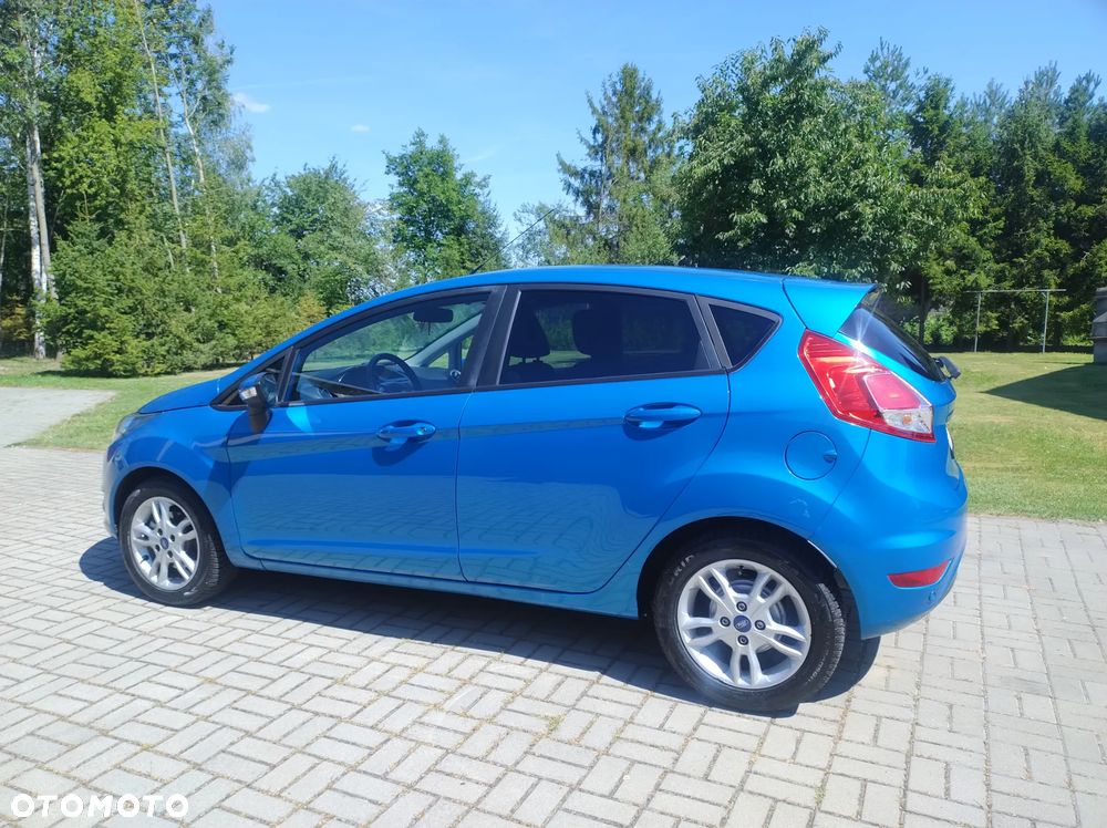 Ford Fiesta 1.25 Celebration - 11