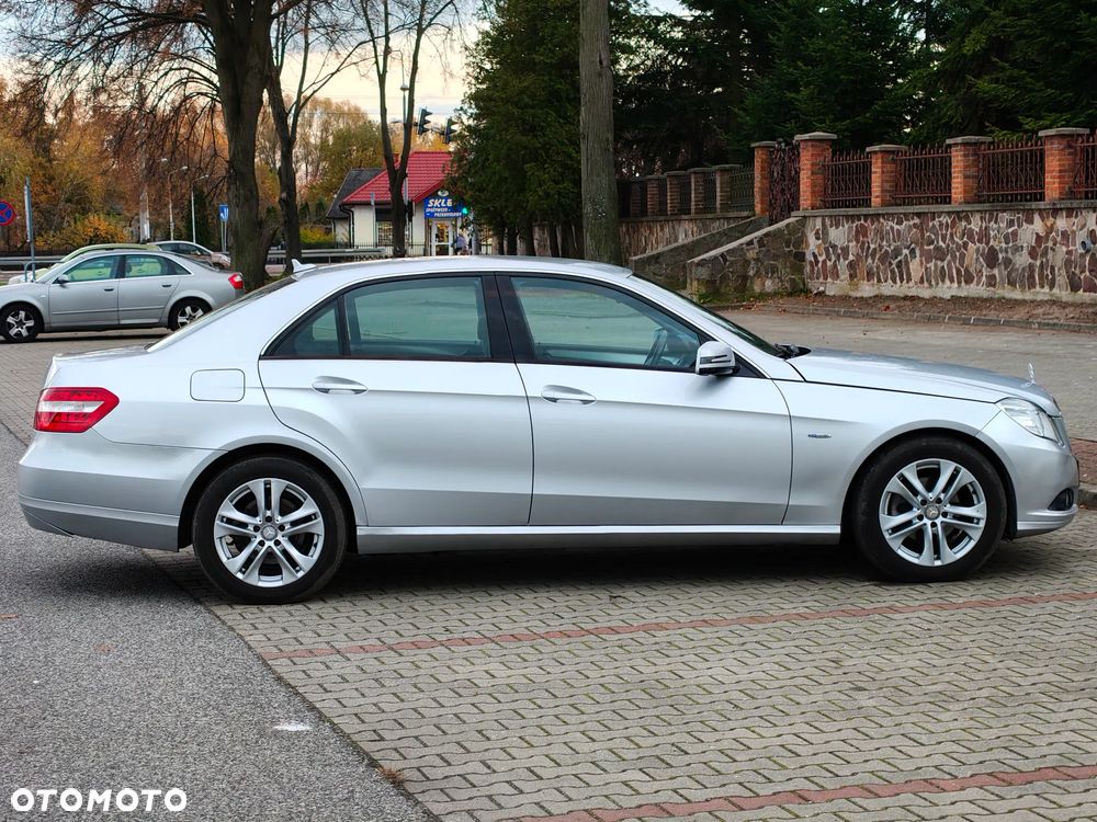 Mercedes-Benz Klasa E 200 CDI BlueEff - 9
