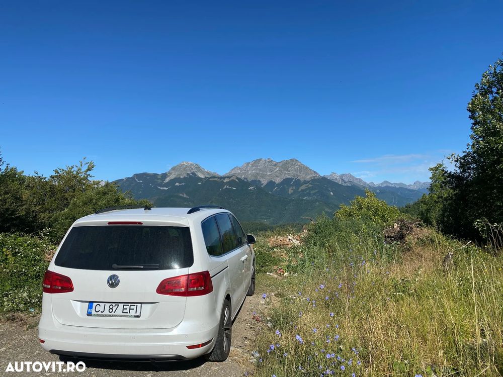 Volkswagen Sharan 2.0 TDI DSG Comfortline - 3