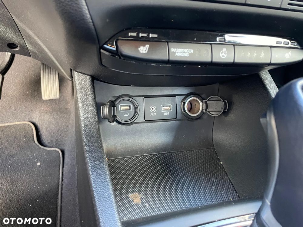 Hyundai i20 1.0 T-GDI Comfort DCT - 11