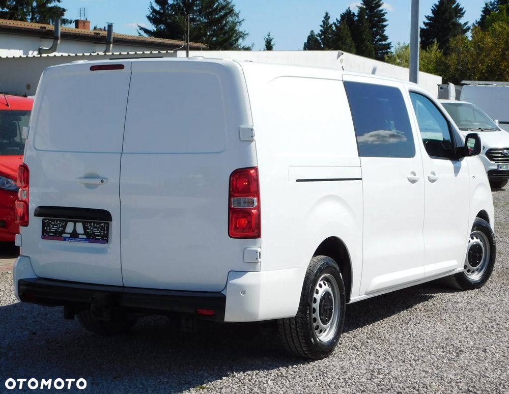 Peugeot Expert Kombi Long 2,8t EAT8 - 2