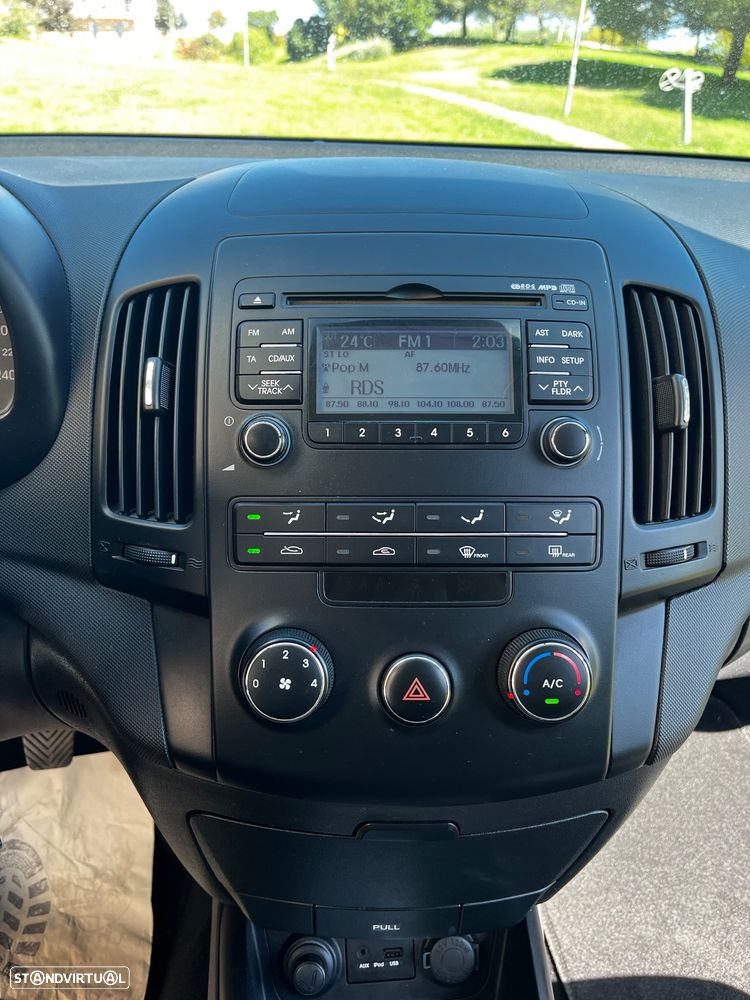 Hyundai i30 1.6 CRDI Blue Comfort CPF - 10