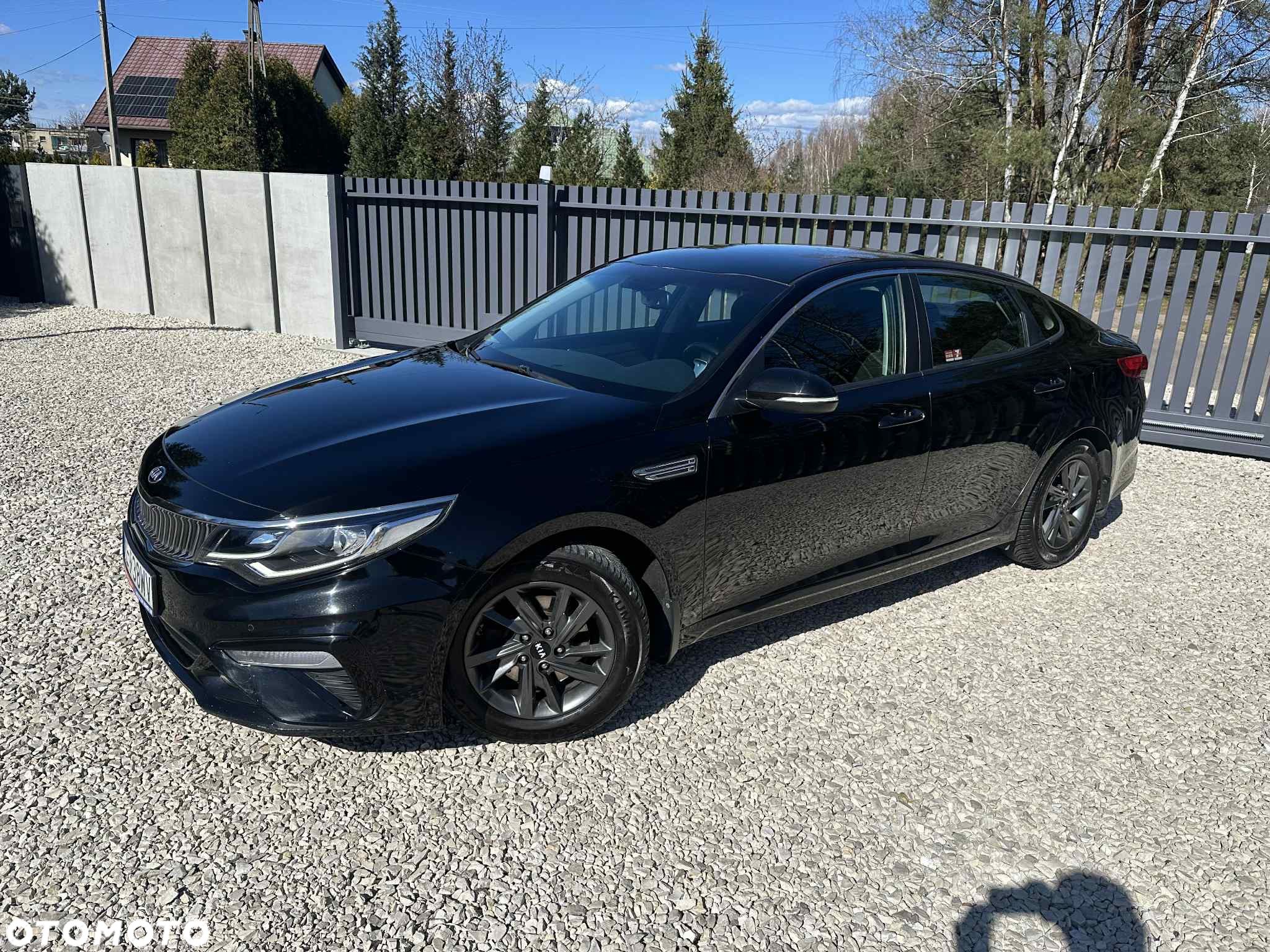 Kia Optima - 1