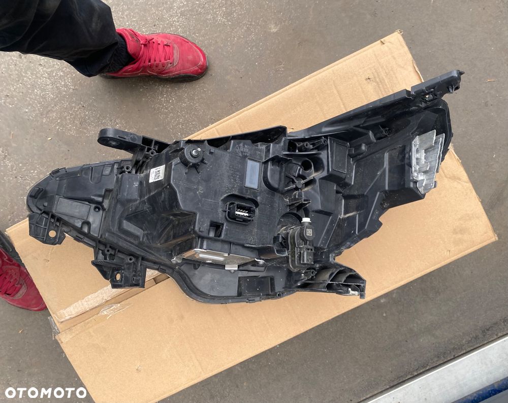 RENAULT CLIO 5 V ORYGINALNE LAMPY REFLEKTORY PRZEDNIE FULL LED LEDOWE LEDOWA LAMPA PRZEDNIA LEWA PRAWA LEWY PRAWY PRZÓD REFLEKTOR PRZEDNI LEWY PRAWY 260607647R 260104922R KOMPLET LAMP PRZEDNICH - 16