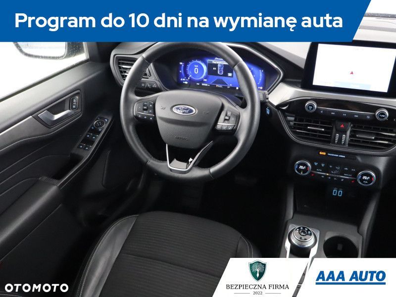 Ford Kuga - 9