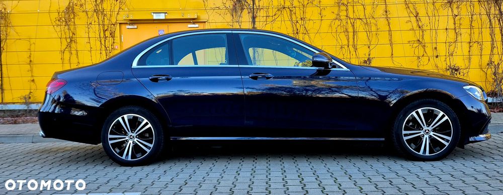 Mercedes-Benz Klasa E 220 d 4-Matic Avantgarde - 4