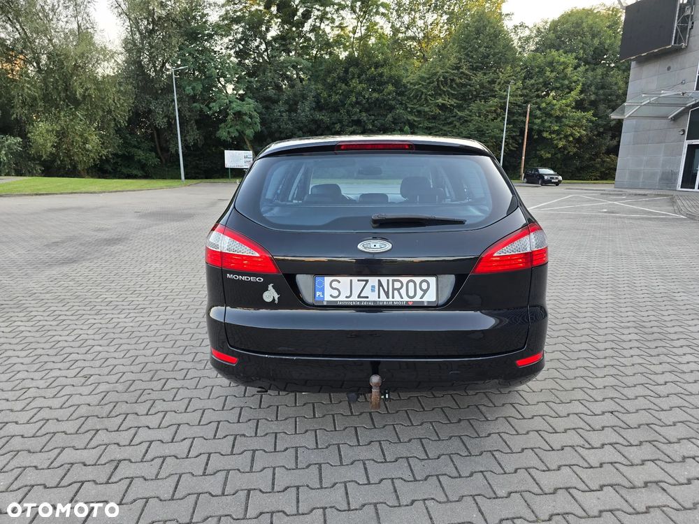 Ford Mondeo 2.0 FF Ghia - 8