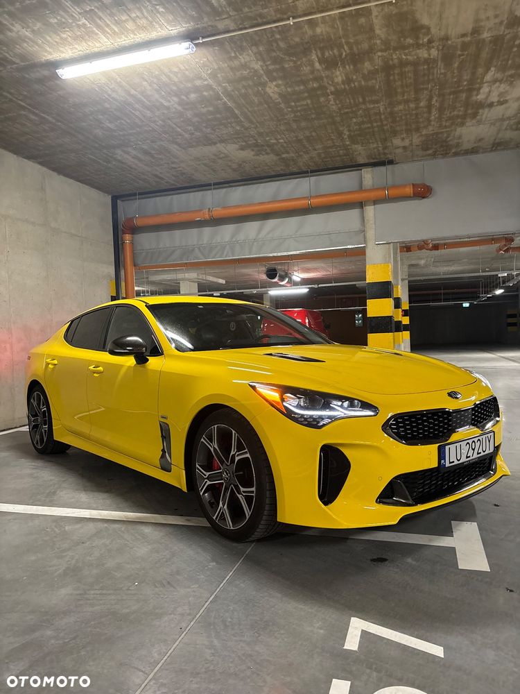 Kia Stinger - 13