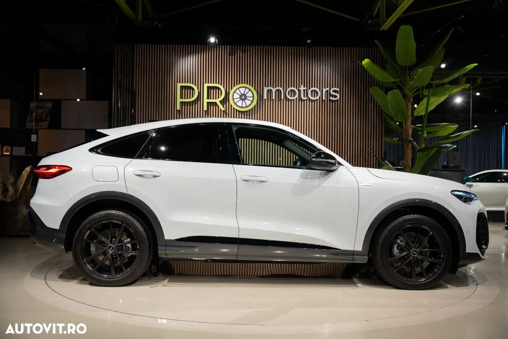 Audi Q5 Sportback - 11
