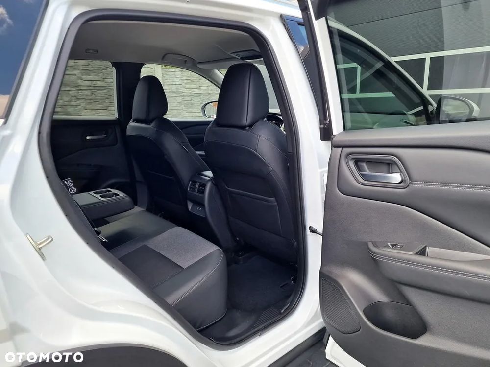 Nissan Qashqai 1.3 DIG-T MHEV Xtronic N-Connecta - 23