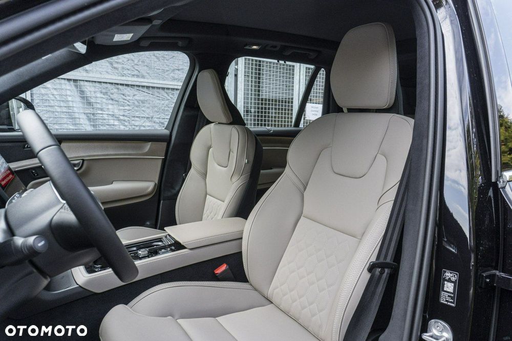 Volvo XC 90 - 18