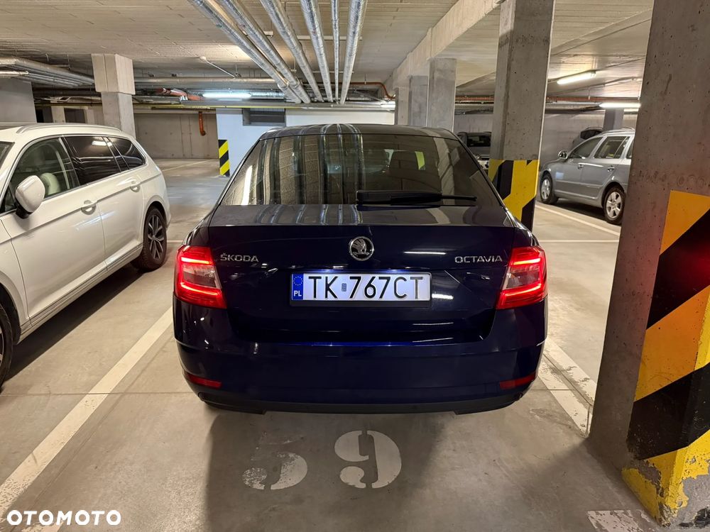 Skoda Octavia 1.6 TDI SCR Ambition DSG - 21