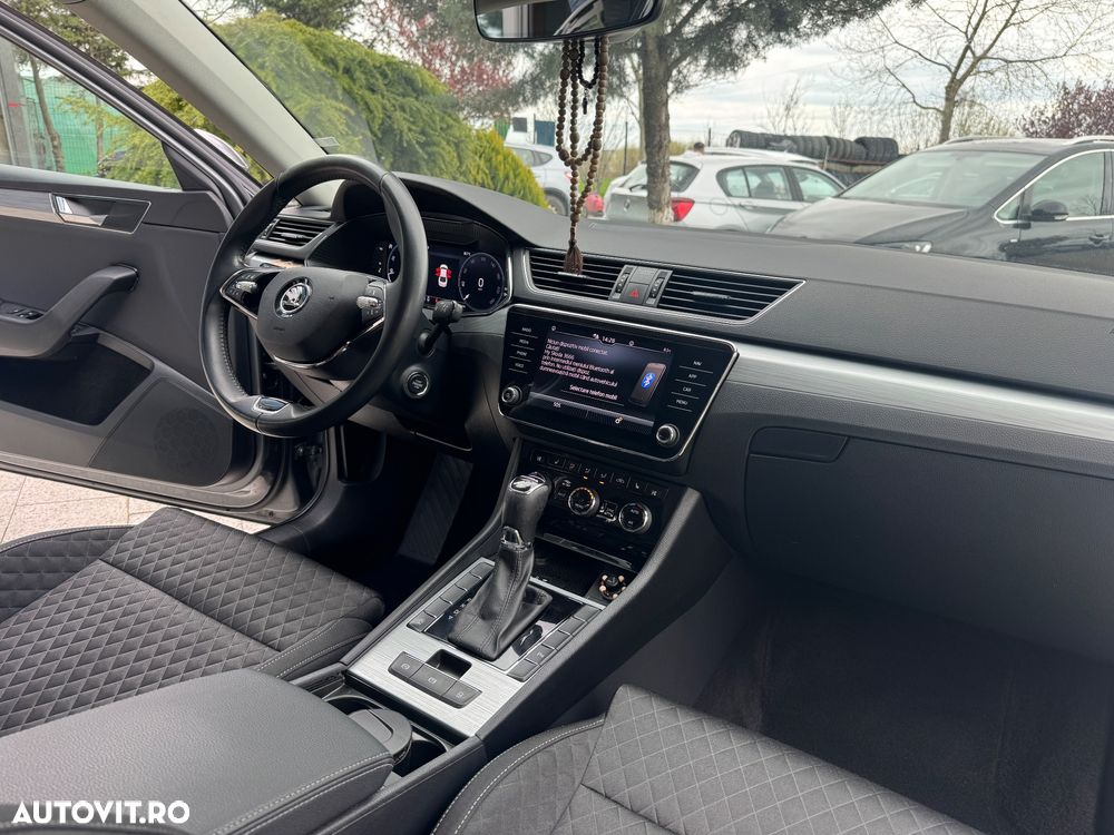 Skoda Superb 2.0 TDI DSG Premium Edition - 22