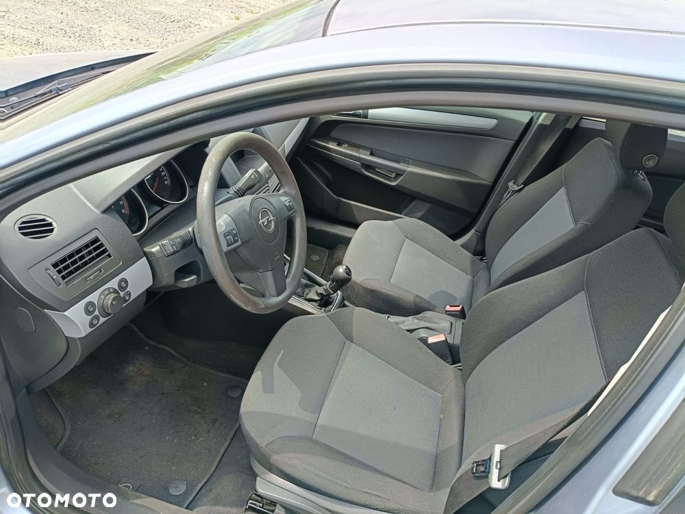 Opel Astra 1.6 Elegance - 2