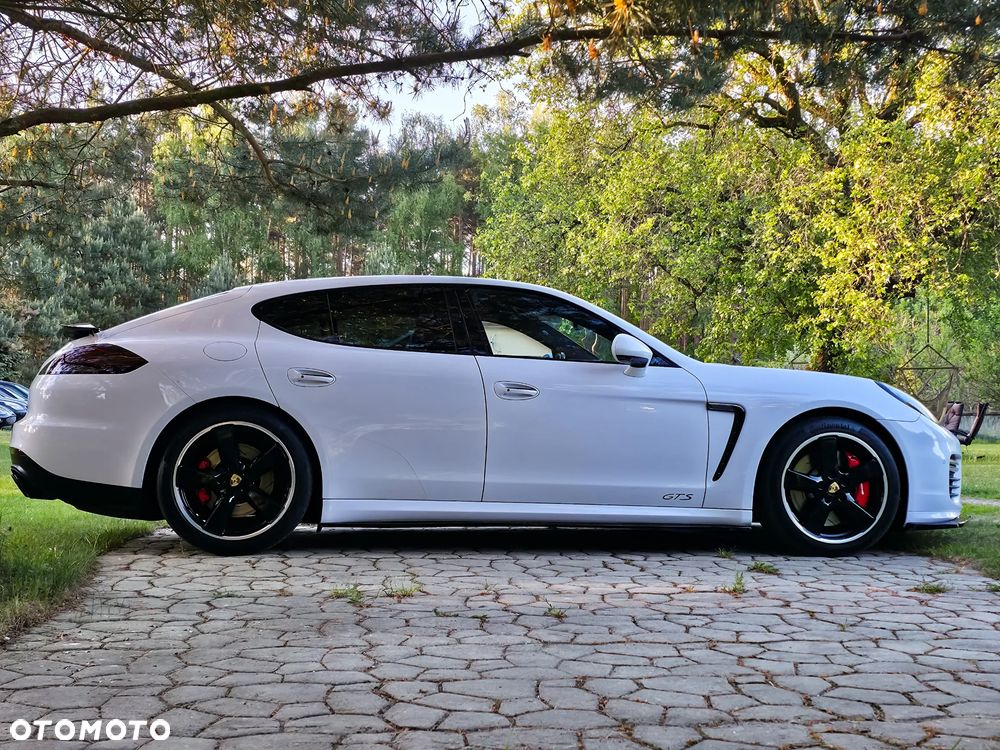 Porsche Panamera - 5