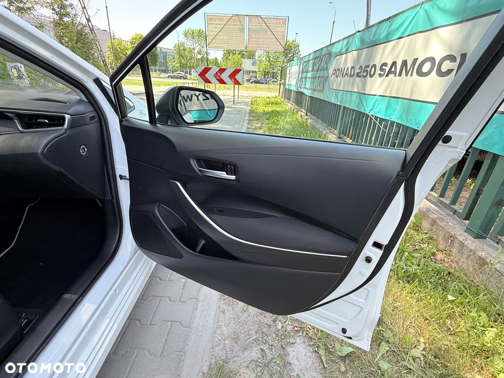 Toyota Corolla 1.8 Hybrid Comfort - 21