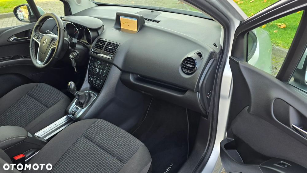 Opel Meriva - 11