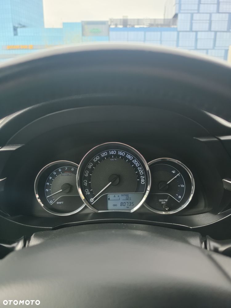 Toyota Corolla 1.6 Active EU6 - 3