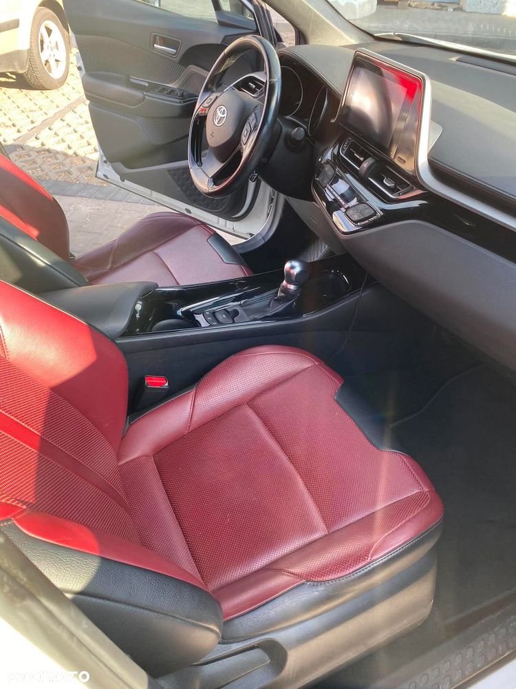 Toyota C-HR 1.8 Hybrid Prestige - 8