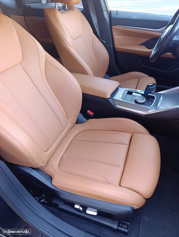 BMW i4 eDrive40 Pack Desportivo M - 17