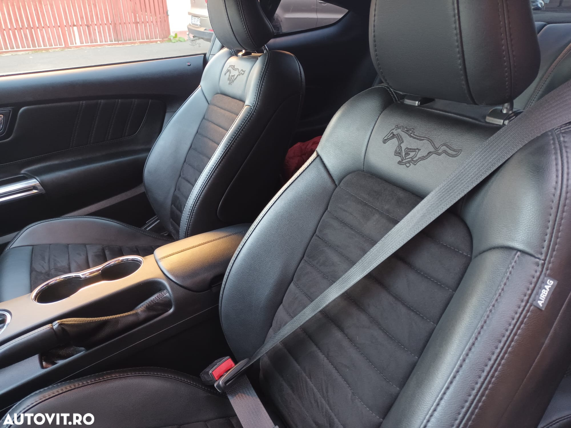 Ford Mustang 2.3 EcoBoost Aut. - 6