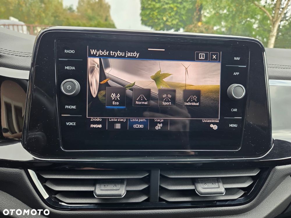 Volkswagen T-Roc 1.5 TSI OPF Style - 14