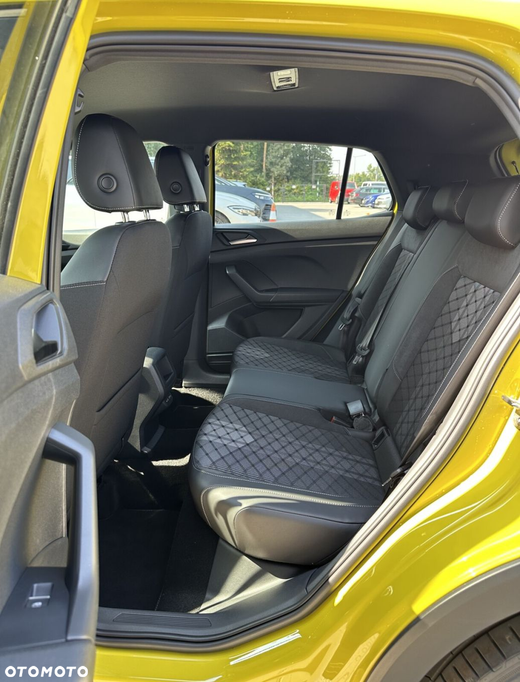 Volkswagen T-Cross 1.5 TSI ACT R-Line Plus DSG - 14