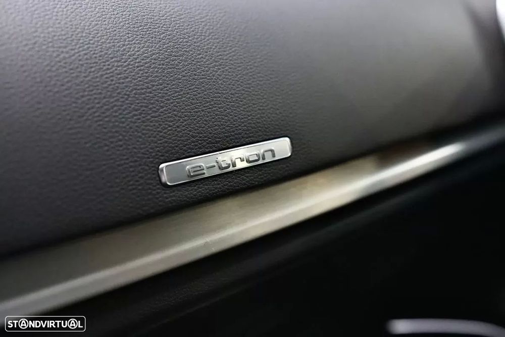 Audi A3 Sportback e-tron 1.4 TFSI S-line S tronic - 17
