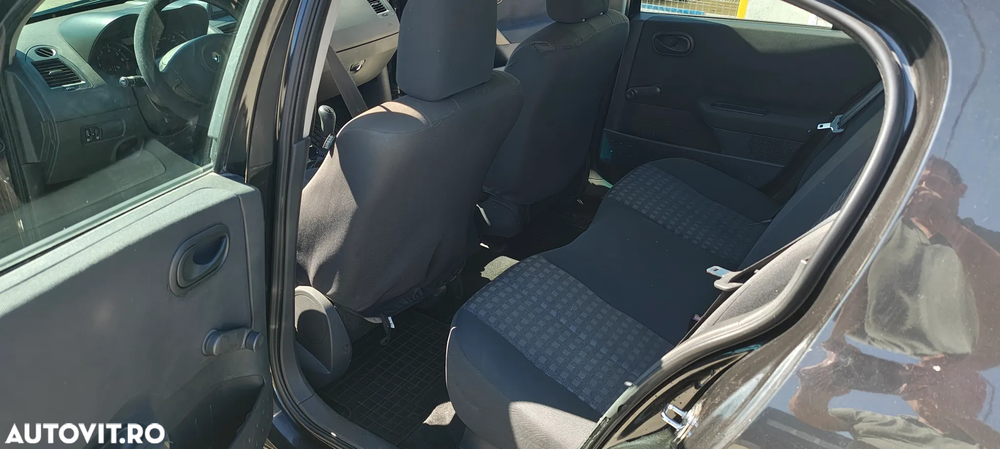 Renault Megane - 11
