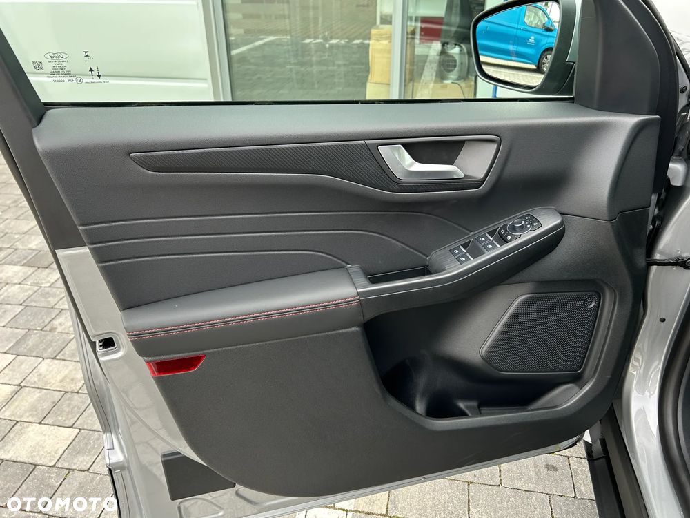 Ford Kuga 1.5 EcoBoost FWD ST-Line - 11