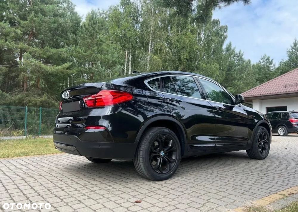 BMW X4 xDrive20d - 8