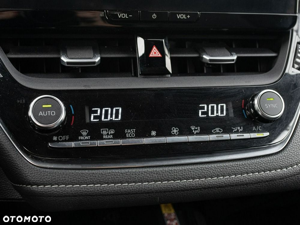 Toyota Corolla - 17