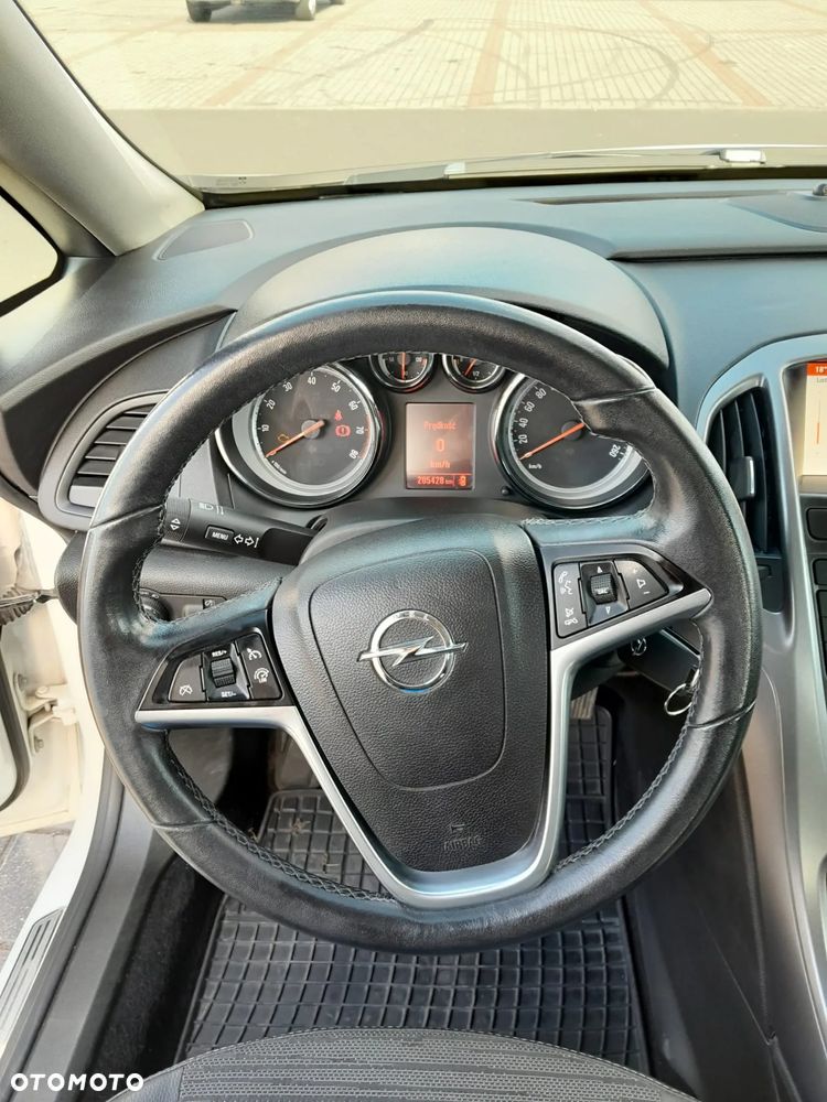 Opel Astra 1.4 T Business EU6 - 28