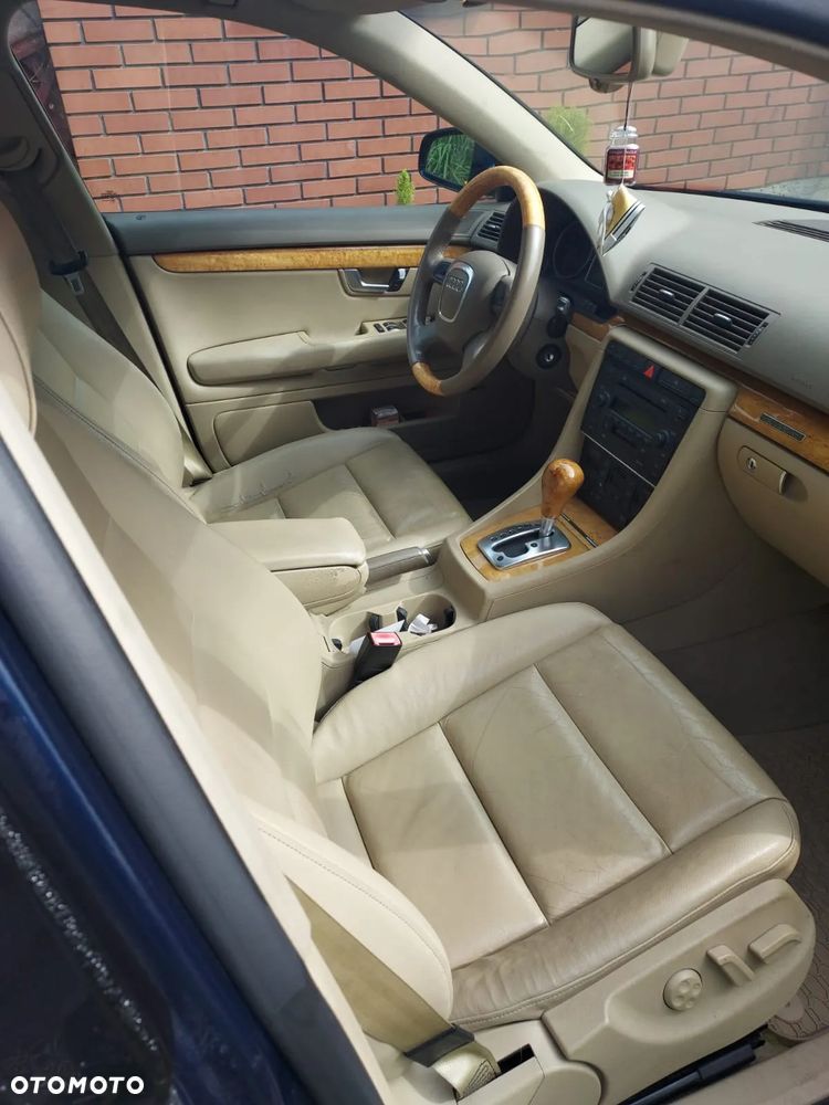Audi A4 Avant 2.0 T FSI quattro tiptronic - 31